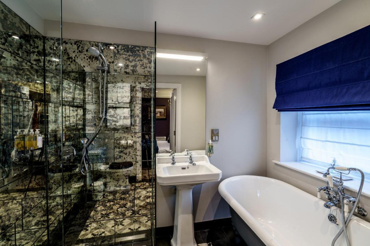 The Castle Inn Harrogate Extérieur photo