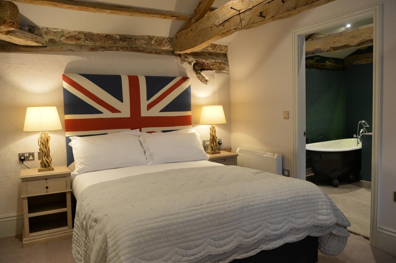 The Castle Inn Harrogate Extérieur photo