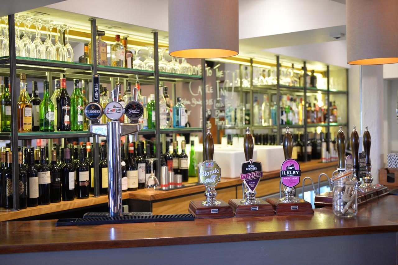 The Castle Inn Harrogate Extérieur photo
