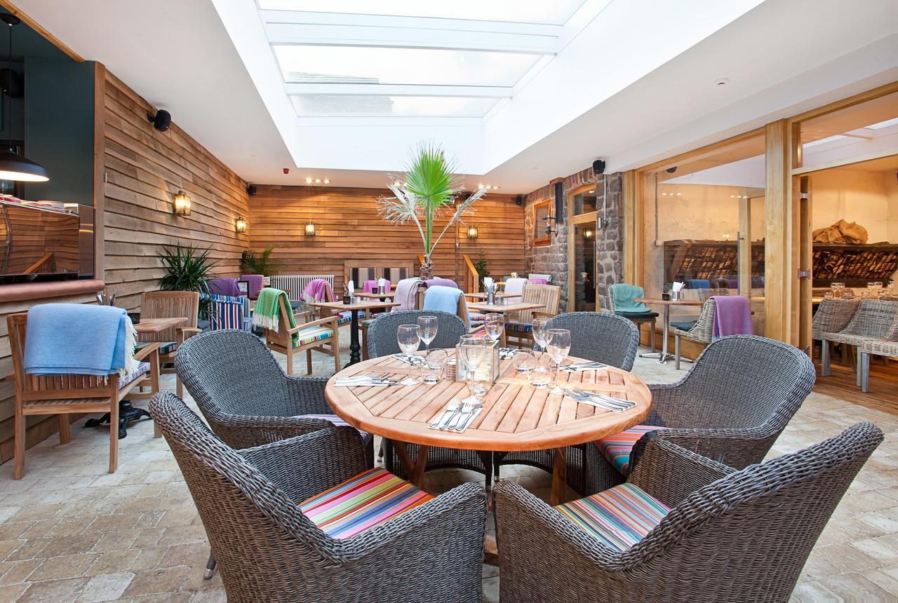 The Castle Inn Harrogate Extérieur photo