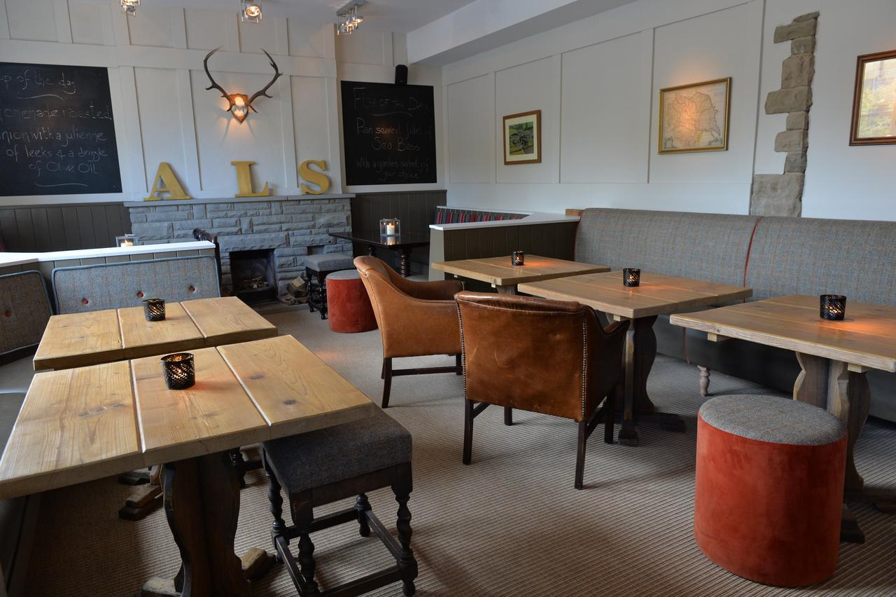 The Castle Inn Harrogate Extérieur photo